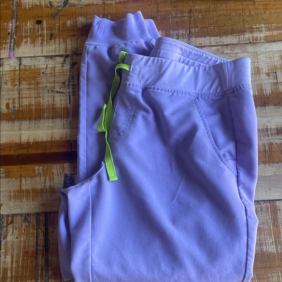 Figs Scrub Set - Picture 3 of 7